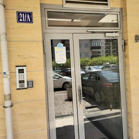 Kvart 35 Eur Apartament *